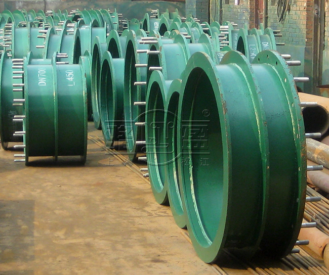 重慶市黔江區(qū)各型號(hào)防水套管展示